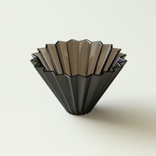 Lade das Bild in den Galerie-Viewer, Dripper Air - V60 taille S - ORIGAMI