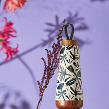 Cargar imagen en el visor de la galería, Gourde isotherme Shadow 350ml - Chic Mic